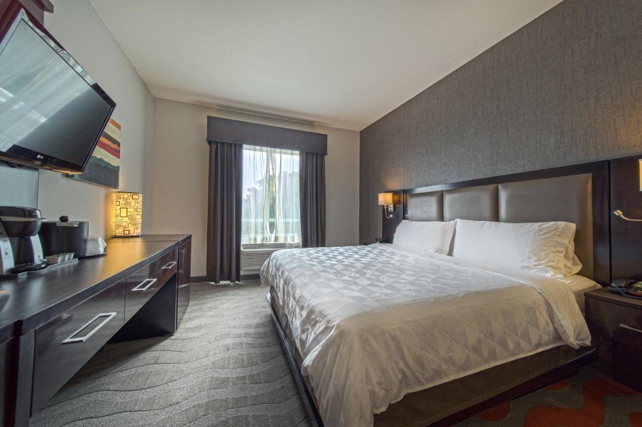 West - Westway Park By Ihg Hotel 3*