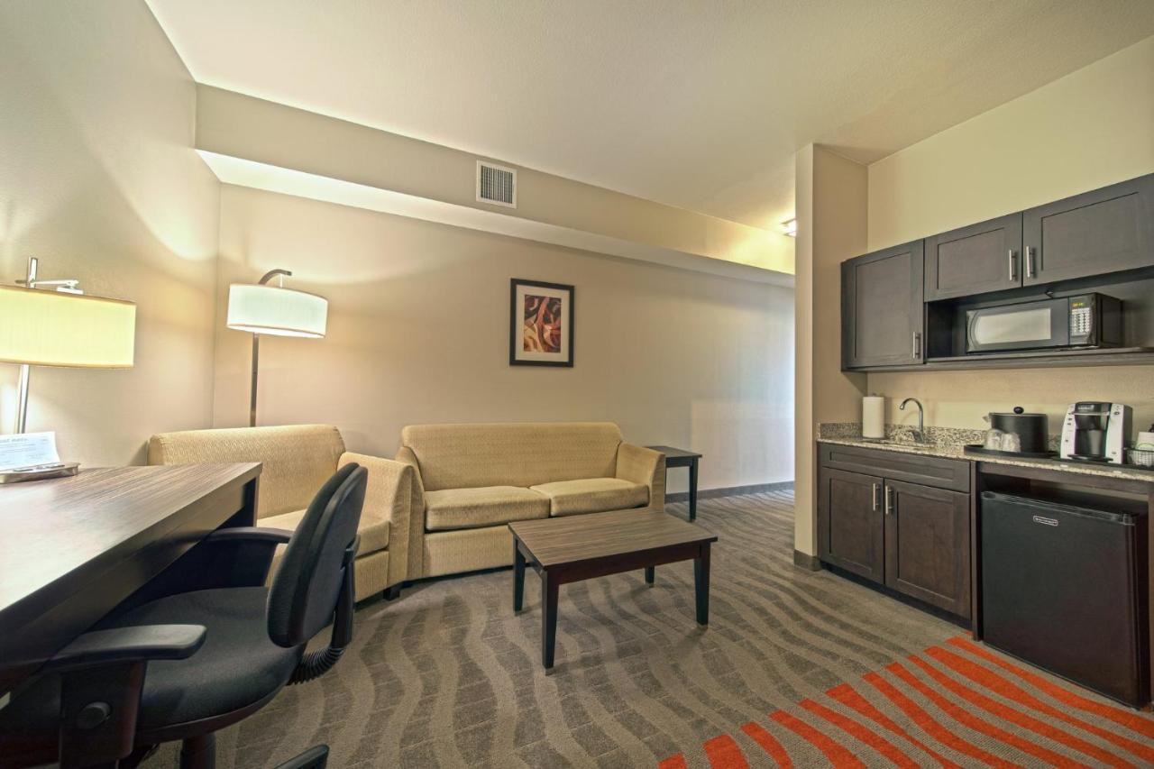 Hotel West - Westway Park By Ihg