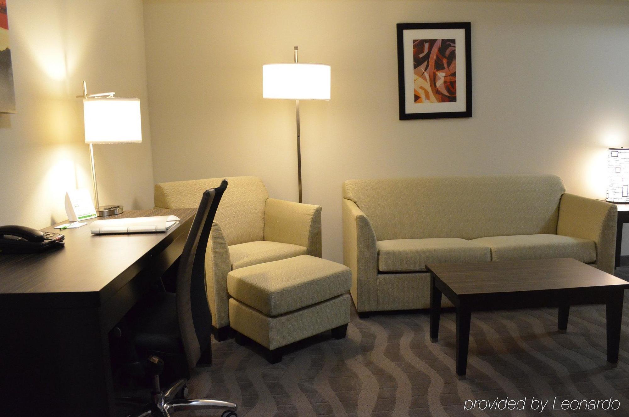 West - Westway Park By Ihg
