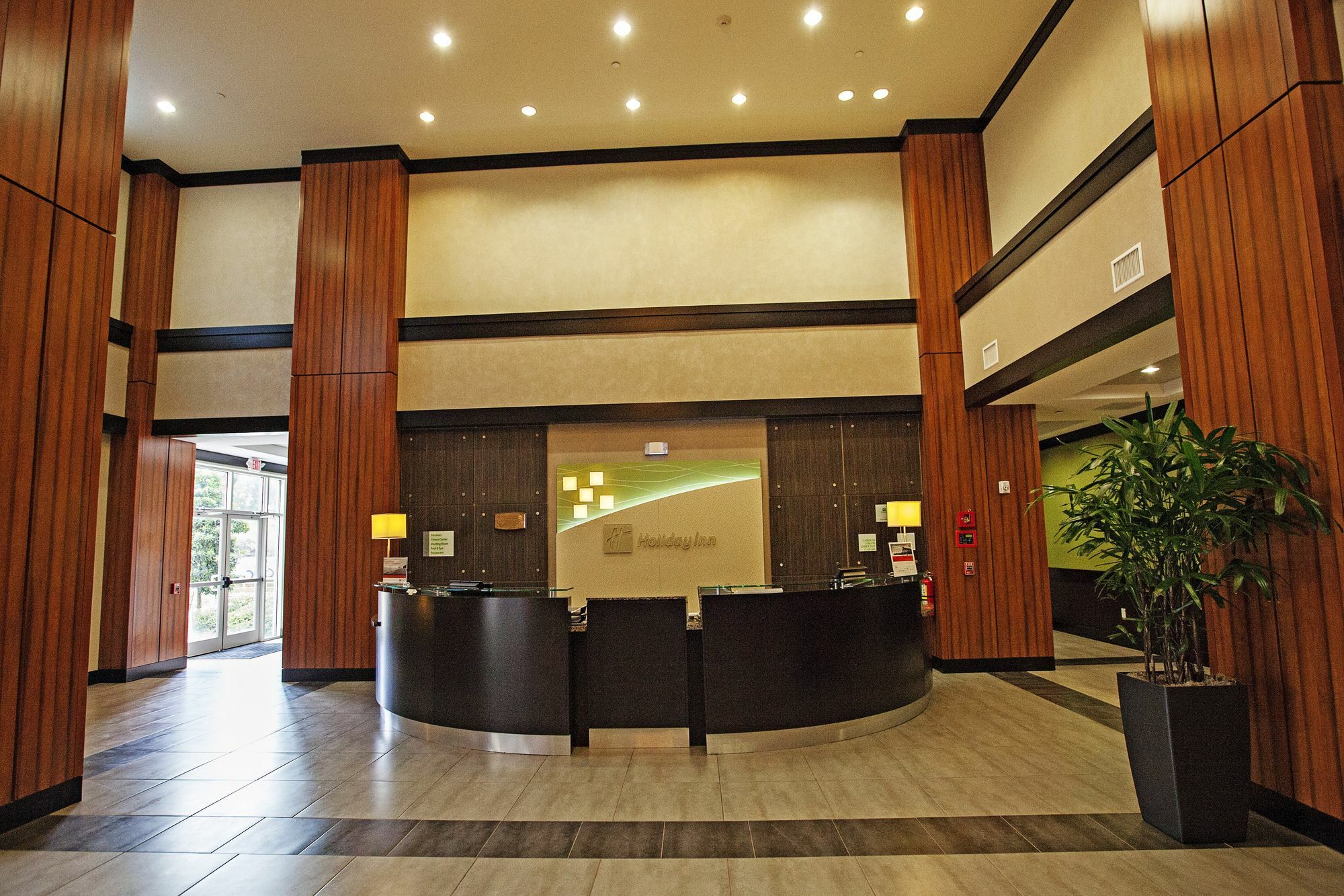 West - Westway Park By Ihg